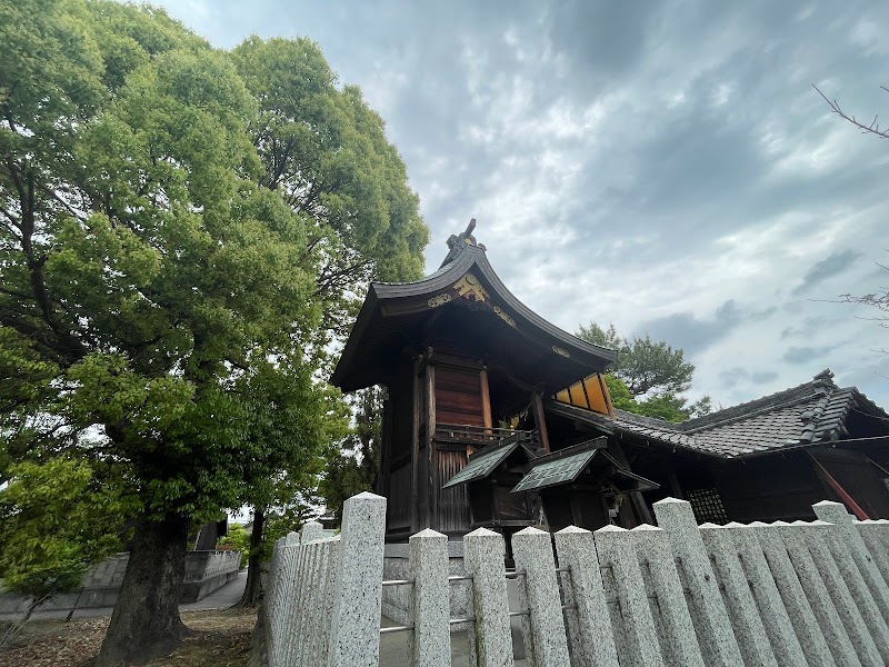 白山神社