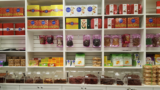 Shopping Mall «Great Wall Shopping Mall», reviews and photos, 18230 E Valley Hwy, Kent, WA 98032, USA