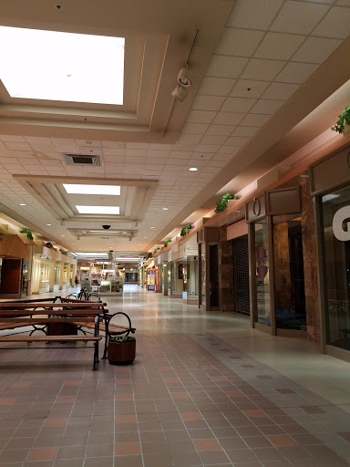 Columbia Mall image 9