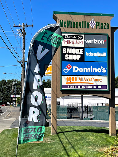 Vaporizer Store «Gandalfs Smoke & Vape Shop», reviews and photos, 635 OR-99W, McMinnville, OR 97128, USA