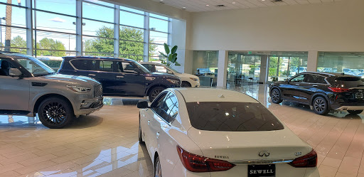 Auto Body Shop «Sewell Collision Center of Houston», reviews and photos, 111 Stage Runn Dr, Houston, TX 77090, USA