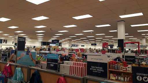 Department Store «Marshalls», reviews and photos, 211 Gloucester Crossing Rd, Gloucester, MA 01930, USA