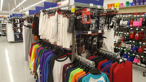 Sporting Goods Store «Academy Sports + Outdoors», reviews and photos, 1351 S Interstate Hwy 35, Round Rock, TX 78664, USA