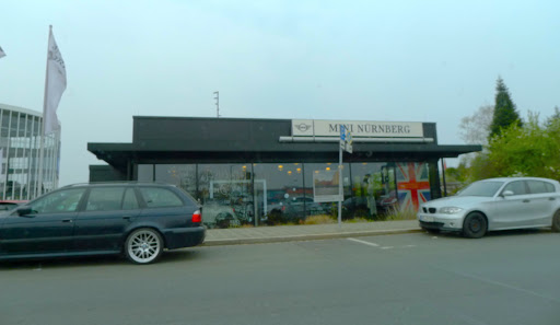MINI Nürnberg Hauptbetrieb | Autohaus (Neuwagen) | Werkstatt | Service