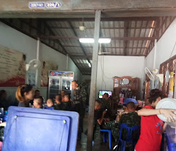 ร้าน ลาบร้อยเอ็ด สาขา5 (เขางู) photo