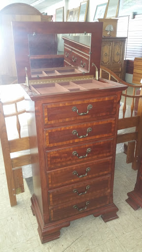 Thrift Store «Thrift Bargain and More», reviews and photos, 1470 N Beale Rd, Marysville, CA 95901, USA