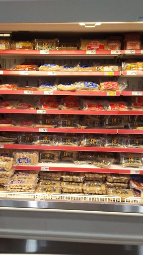 Grocery Store «H-E-B Grocery», reviews and photos, 3590 College St, Beaumont, TX 77701, USA