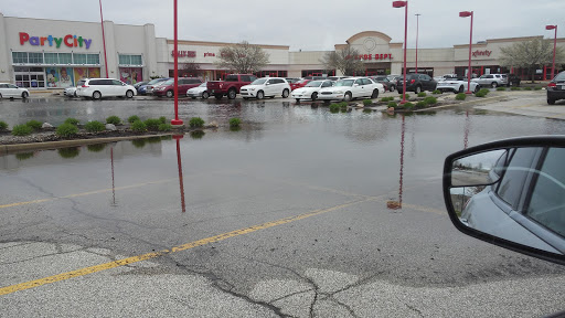 Pet Supply Store «PetSmart», reviews and photos, 1042 Fairplain Dr, Benton Harbor, MI 49022, USA