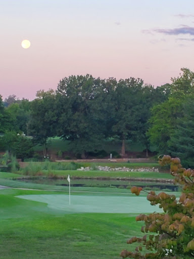 Golf Course «Ballwin Golf Course and Club», reviews and photos, 333 Holloway Rd, Ballwin, MO 63011, USA