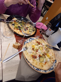 Salami du Pizzeria La Tour de Pizze à La Ferté-Bernard - n°3