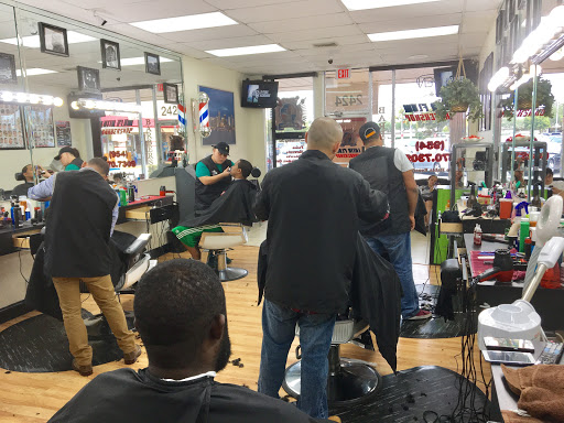 Barber Shop «Latin Flow barbershop», reviews and photos, 2424 N University Dr, Sunrise, FL 33322, USA