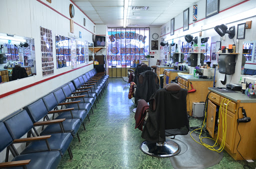 Barber Shop «Johnson Barber & Styling Shop», reviews and photos, 2093 Wilma Rudolph Blvd, Clarksville, TN 37040, USA