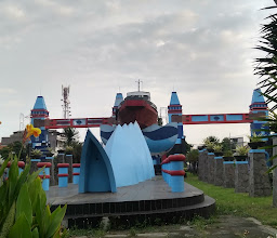 Monumen helikopter anti kapal selam photo