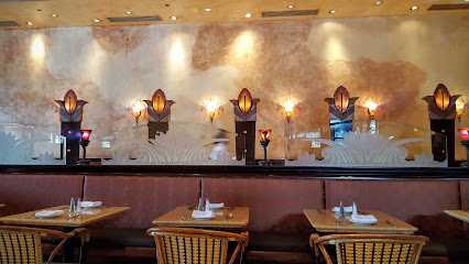 The Cheesecake Factory - 94 Providence Pl, Providence, RI 02903