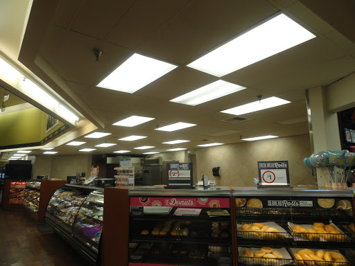 Grocery Store «Winn-Dixie», reviews and photos, 3200 N Ashley St, Valdosta, GA 31602, USA