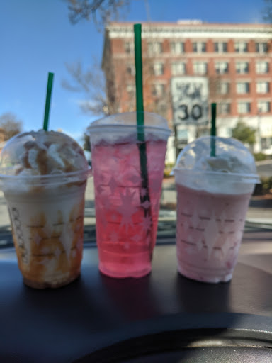 Coffee Shop «Starbucks», reviews and photos, 326 5th St, Eureka, CA 95501, USA