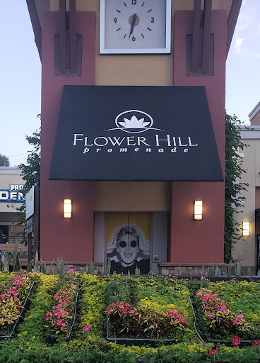 Shopping Mall «Flower Hill Promenade», reviews and photos, 2720 Via De La Valle, Del Mar, CA 92014, USA