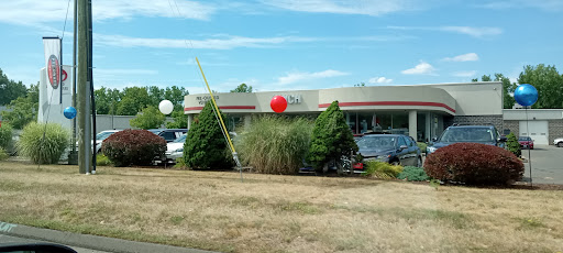 Toyota Dealer «Lynch Toyota of Manchester», reviews and photos, 179 Tolland Turnpike, Manchester, CT 06042, USA