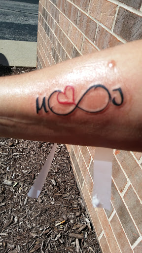 Tattoo Shop «Inkwell Tattoos», reviews and photos, 10603 Lincoln Trail, Fairview Heights, IL 62208, USA