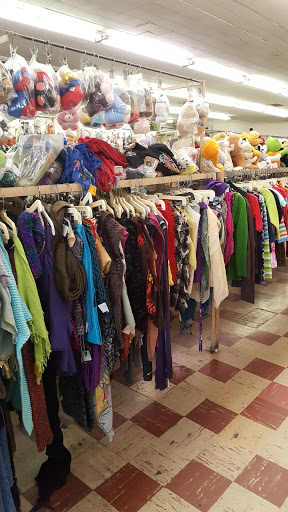 Used Clothing Store «Compton Thrift Store», reviews and photos, 2001 N Long Beach Blvd, Compton, CA 90221, USA