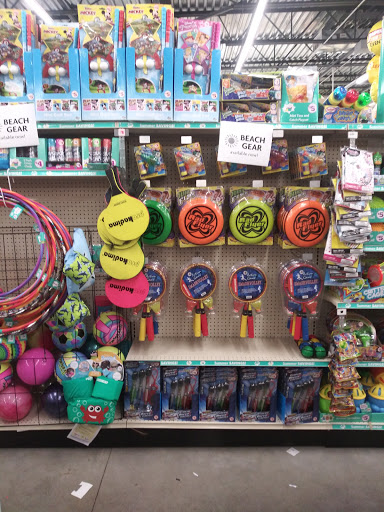 Dollar Store «FAMILY DOLLAR», reviews and photos, 3707 N Dixie Hwy, Monroe, MI 48162, USA