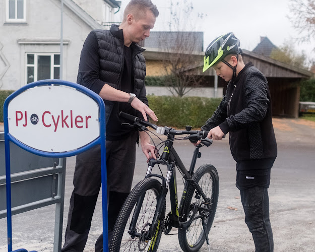 Åbningstider for PJ Cykler