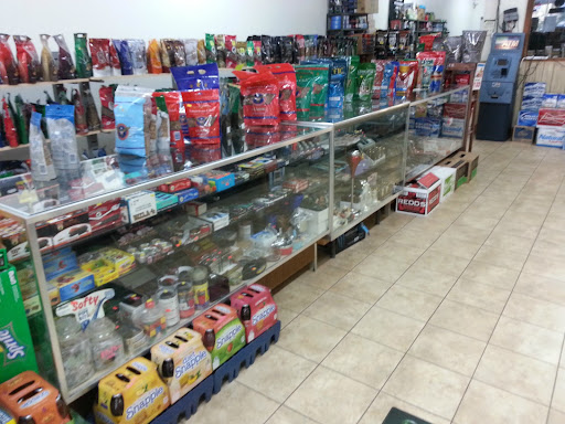 Tobacco Shop «Parma Heights Smoke Shop», reviews and photos, 6647 Pearl Rd, Cleveland, OH 44130, USA
