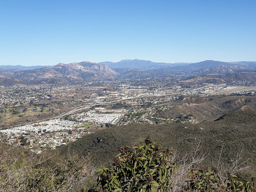 Pyles Peak Summit