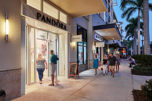 Shopping Mall «Mercato», reviews and photos, 9118 Strada Pl, Naples, FL 34108, USA