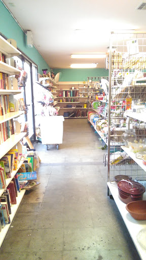 Thrift Store «The Outlet Thrift Store», reviews and photos, 1212 E Harding Way, Stockton, CA 95205, USA