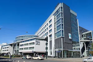 Hotel NH Düsseldorf City image