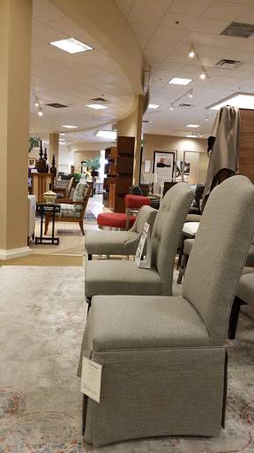 Furniture Store «Thomasville Home Furnishings of Tempe», reviews and photos, 9959 S Priest Dr, Tempe, AZ 85284, USA