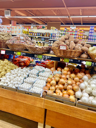 Grocery Store «La Bella Market Place», reviews and photos, 7907 13th Ave, Brooklyn, NY 11228, USA