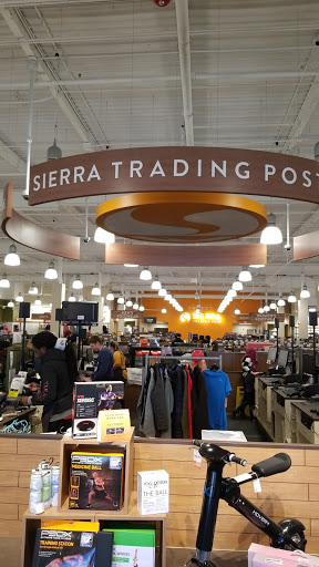 Sierra Trading Post, 67 Newtown Rd #18, Danbury, CT 06810, USA, 