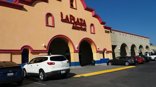 Grocery Store «La Plaza Market», reviews and photos, 3225 N Tracy Blvd, Tracy, CA 95376, USA