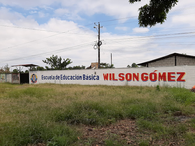 Opiniones de ESCUELA WILSON GÓMEZ en San Carlos - Escuela