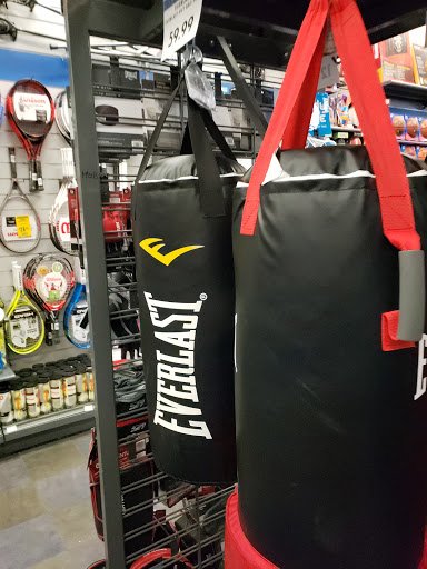 Sporting Goods Store «Big 5 Sporting Goods», reviews and photos, 10027 W Remington Ave #100, Littleton, CO 80127, USA