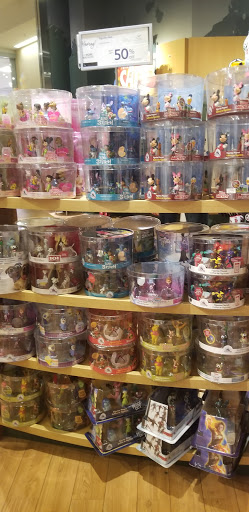 Toy Store «Disney Store», reviews and photos, 2223 N Westshore Blvd, Tampa, FL 33607, USA