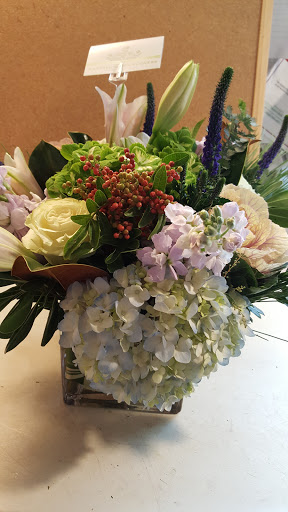 Florist «Annabel Green Flowers», reviews and photos, 28 Cannon Rd, Wilton, CT 06897, USA