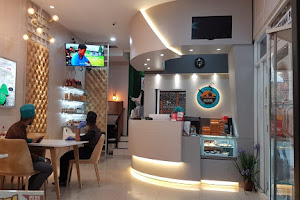 Restoran GH Corner Sentul, Bogor, Nasi Kebuli, Briyani, Mandhi Arab, Roti Canai, Martabak Malaysia, Teh Tarik, Halal image