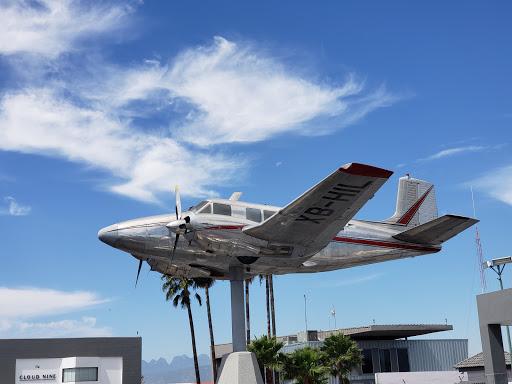 Escuela de aviación Apodaca