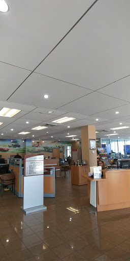Car Dealer «Serra Toyota of Decatur», reviews and photos, 309 Beltline Pl SW, Decatur, AL 35603, USA