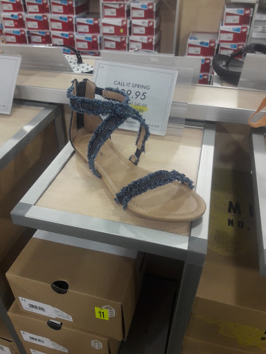 Shoe Store «DSW Designer Shoe Warehouse», reviews and photos, 2426 Lincoln Hwy, Langhorne, PA 19047, USA