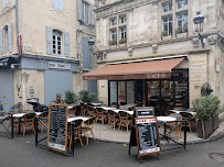 Atmosphère du Restaurant MEZZA LUNA à Arles - n°2