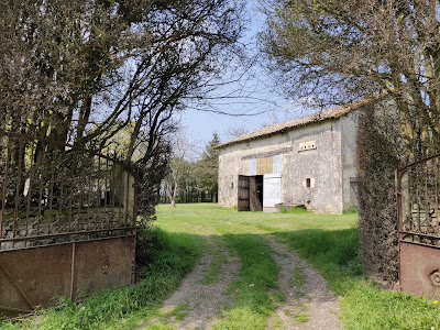 Chateau à Chenay