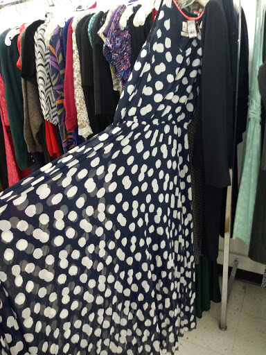 Thrift Store «Ohio Thrift Store», reviews and photos, 5738 Columbus Square, Columbus, OH 43231, USA