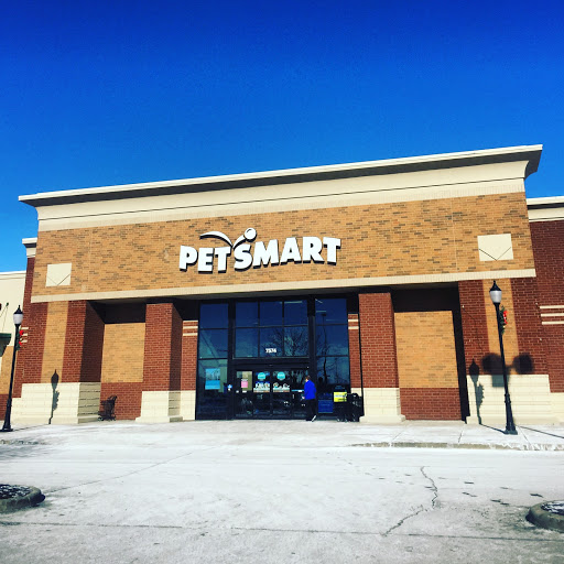 PetSmart, 7574 Voice of America Centre Dr, West Chester Township, OH 45069, USA, 