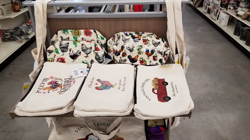 Pet Supply Store «Shoppers Supply», reviews and photos, 1477 Apache Trail, Apache Junction, AZ 85120, USA