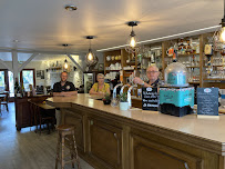 Atmosphère du Restaurant français L’AUBERGE DU LION D’OR à Ancy-Dornot - n°1