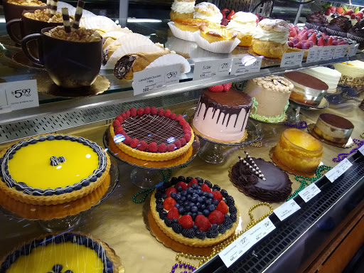 Shopping Mall «Bridgeport Village», reviews and photos, 7455 SW Bridgeport Rd, Tigard, OR 97224, USA